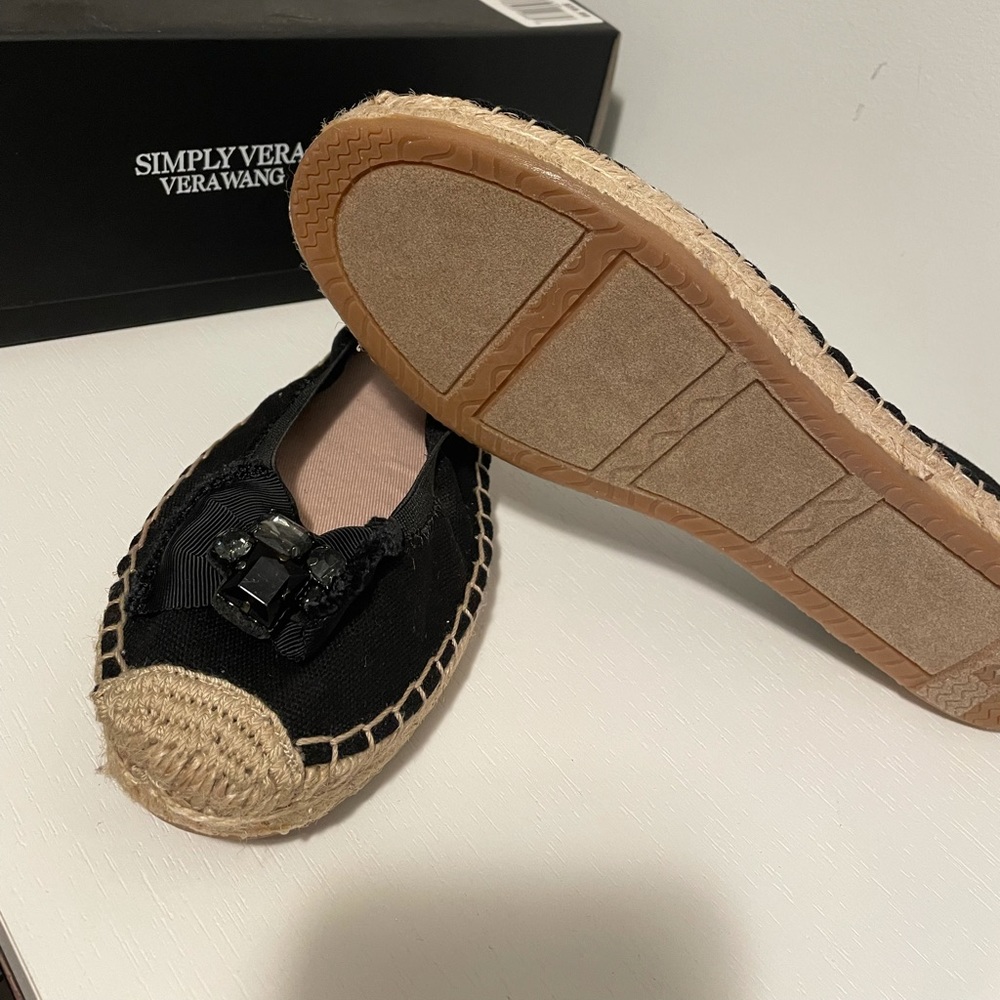 Flat espadrilles